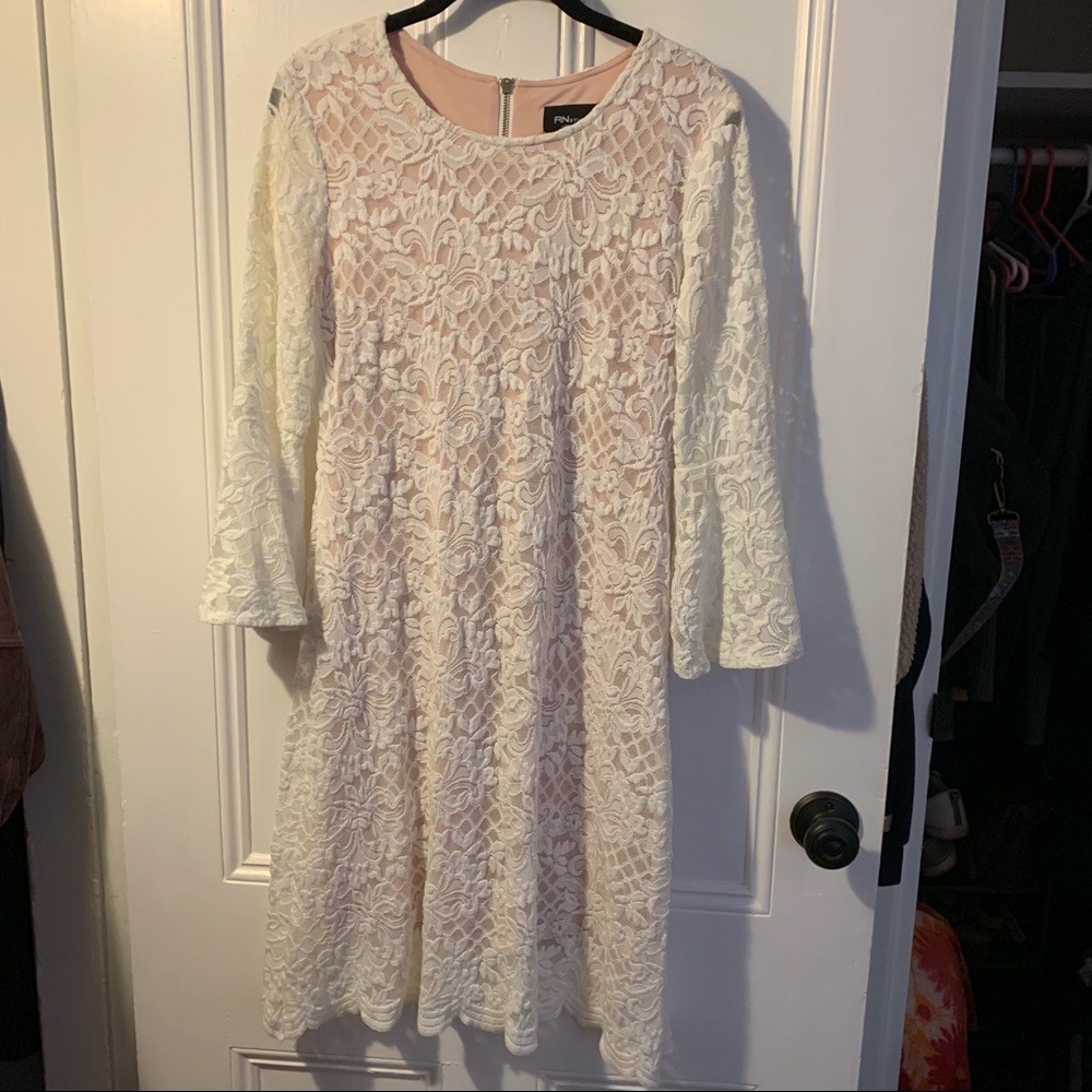 2 for $20🌟 White Lacey Dress